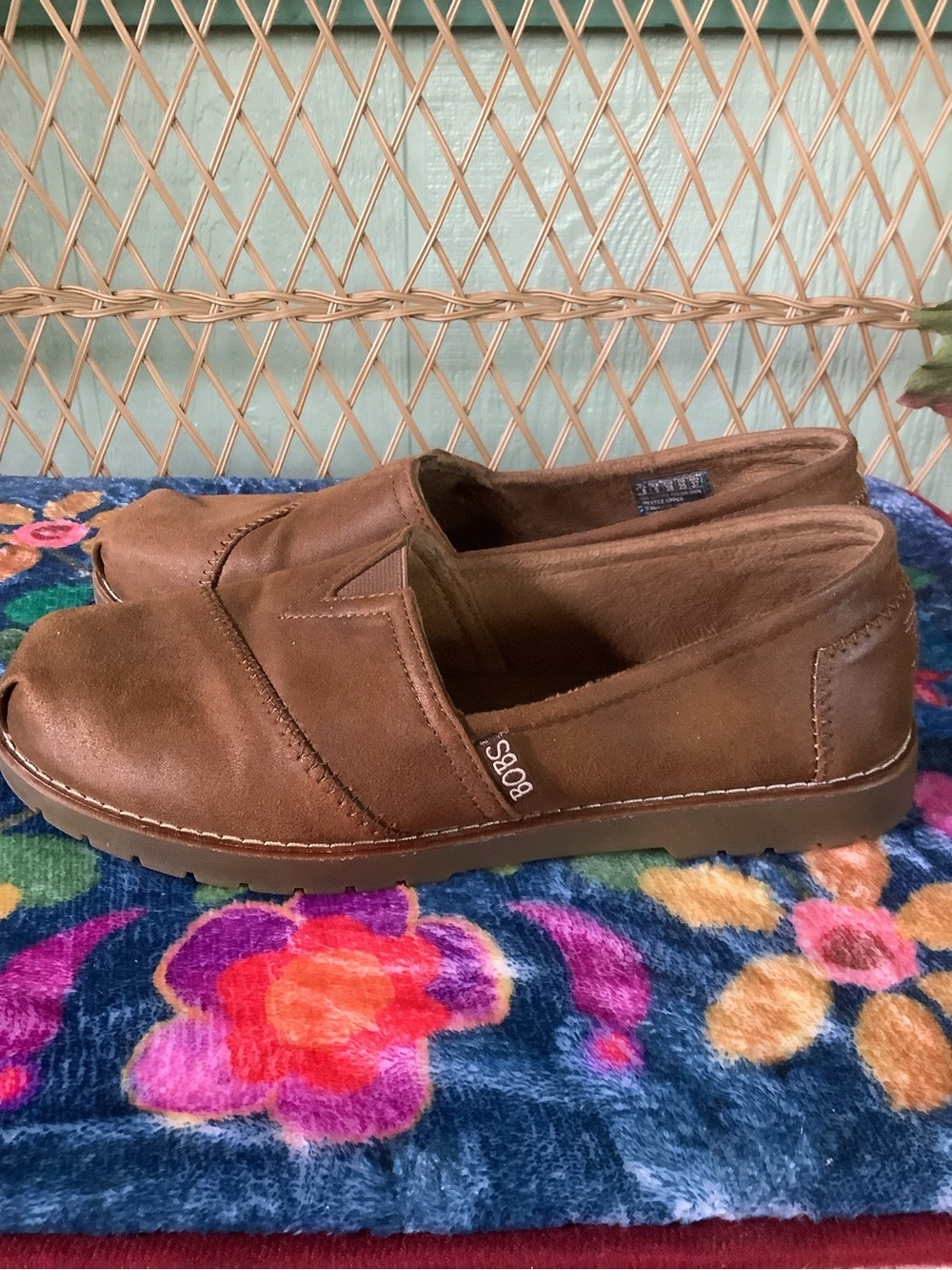Bobs from Skechers Size 8 Chill Lugs brown slip on shoes - Picture 4 of 11
